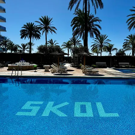 Seafront Skol Center By Eaw Homes アパート マルベーリャ