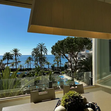 Seafront Skol Center By Eaw Homes