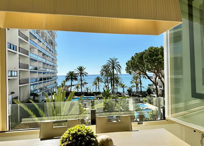 Seafront Skol Center By Eaw Homes Marbella