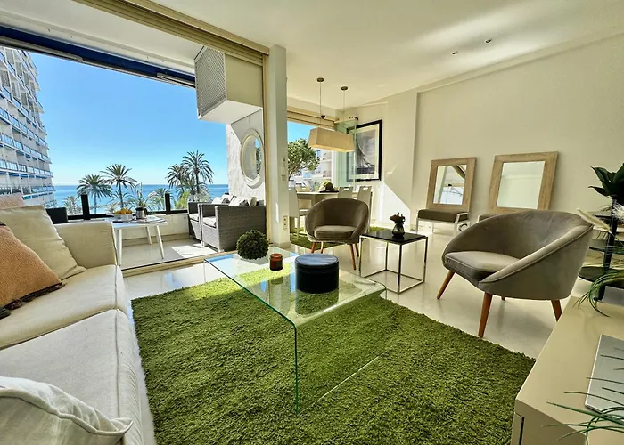 Seafront Skol Center By Eaw Homes Apartamento