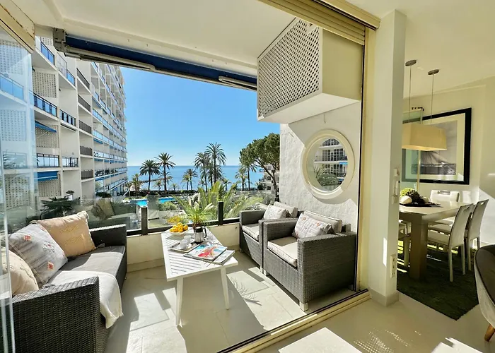 Apartamento Seafront Skol Center By Eaw Homes *