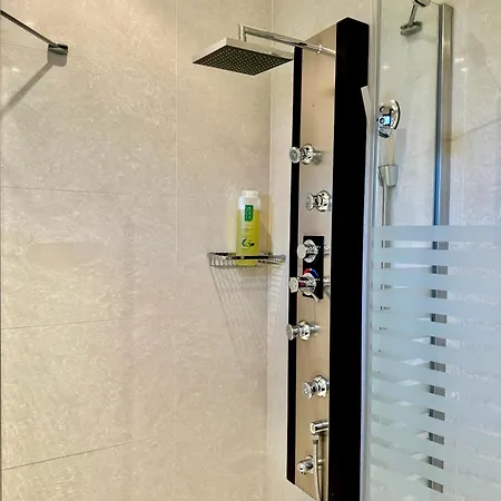 Seafront Skol Center By Eaw Homes *